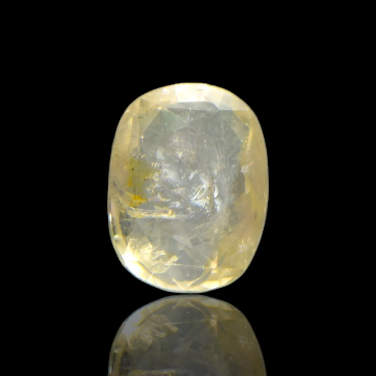 Yellow Sapphire - 6.6 Carat