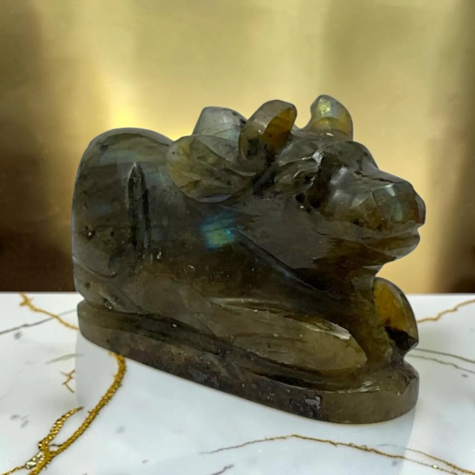 Labrodorite Nandi - ( 64 Gram )