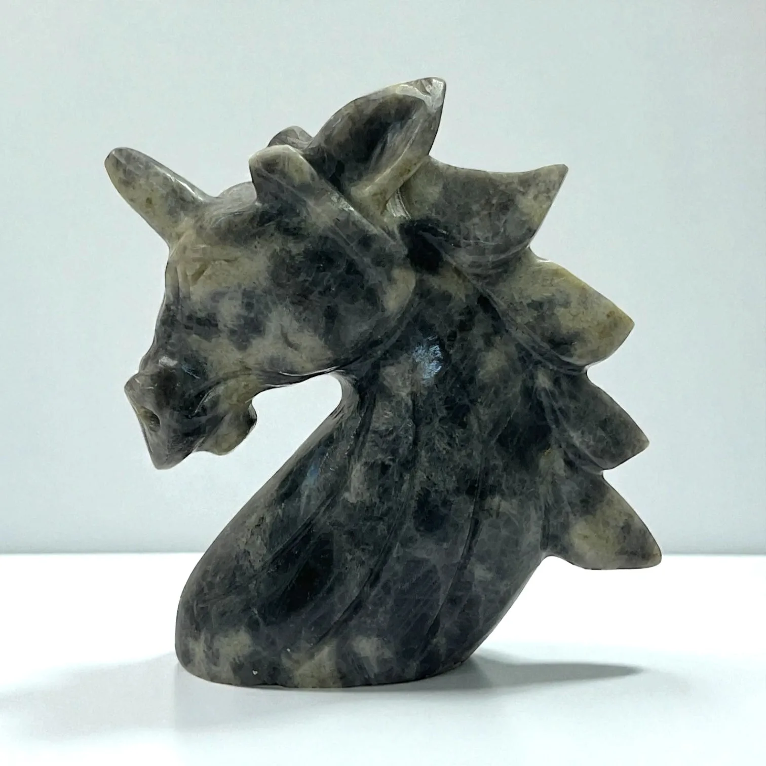 Labrodorite Unicone