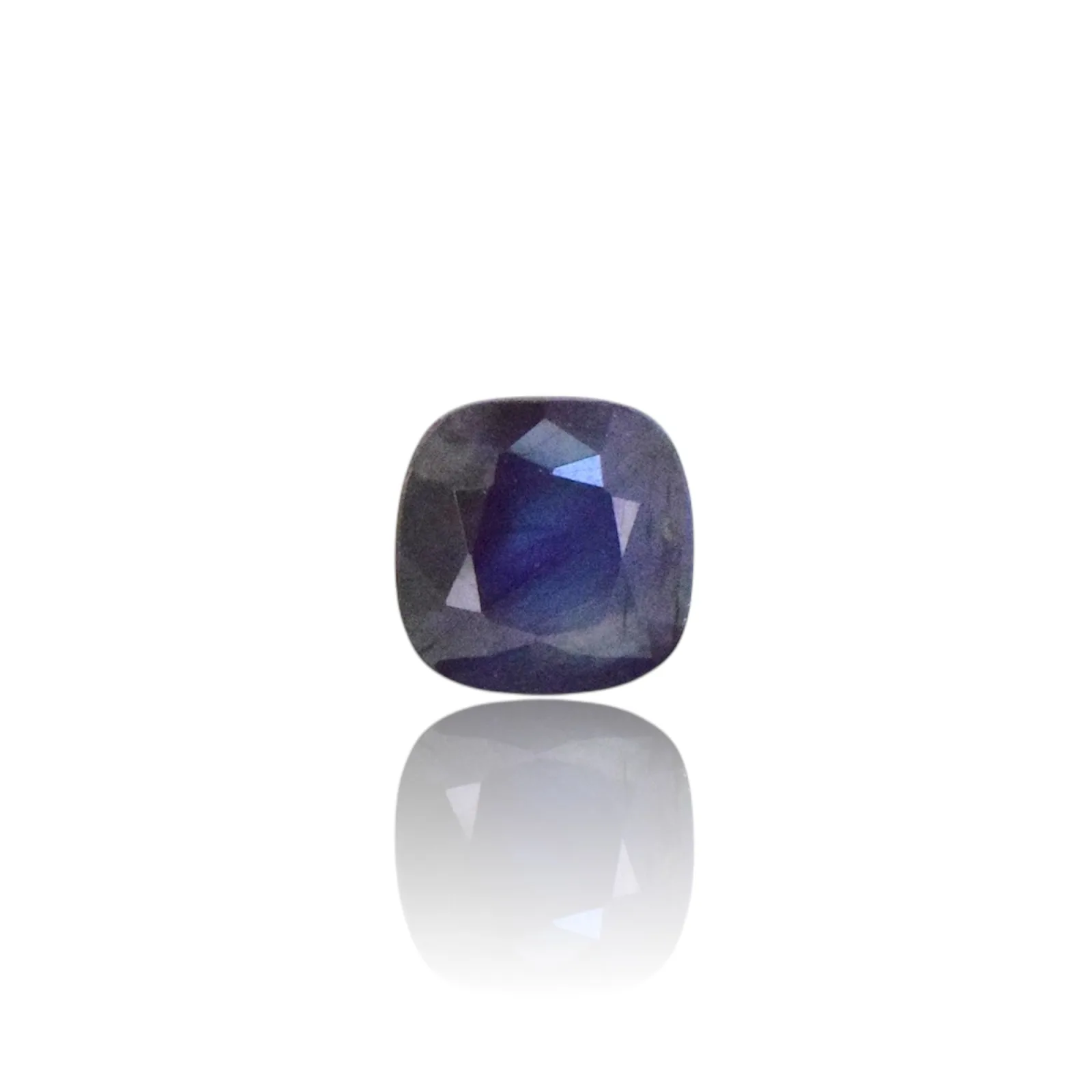 Blue Sapphire - 5.55 Carat