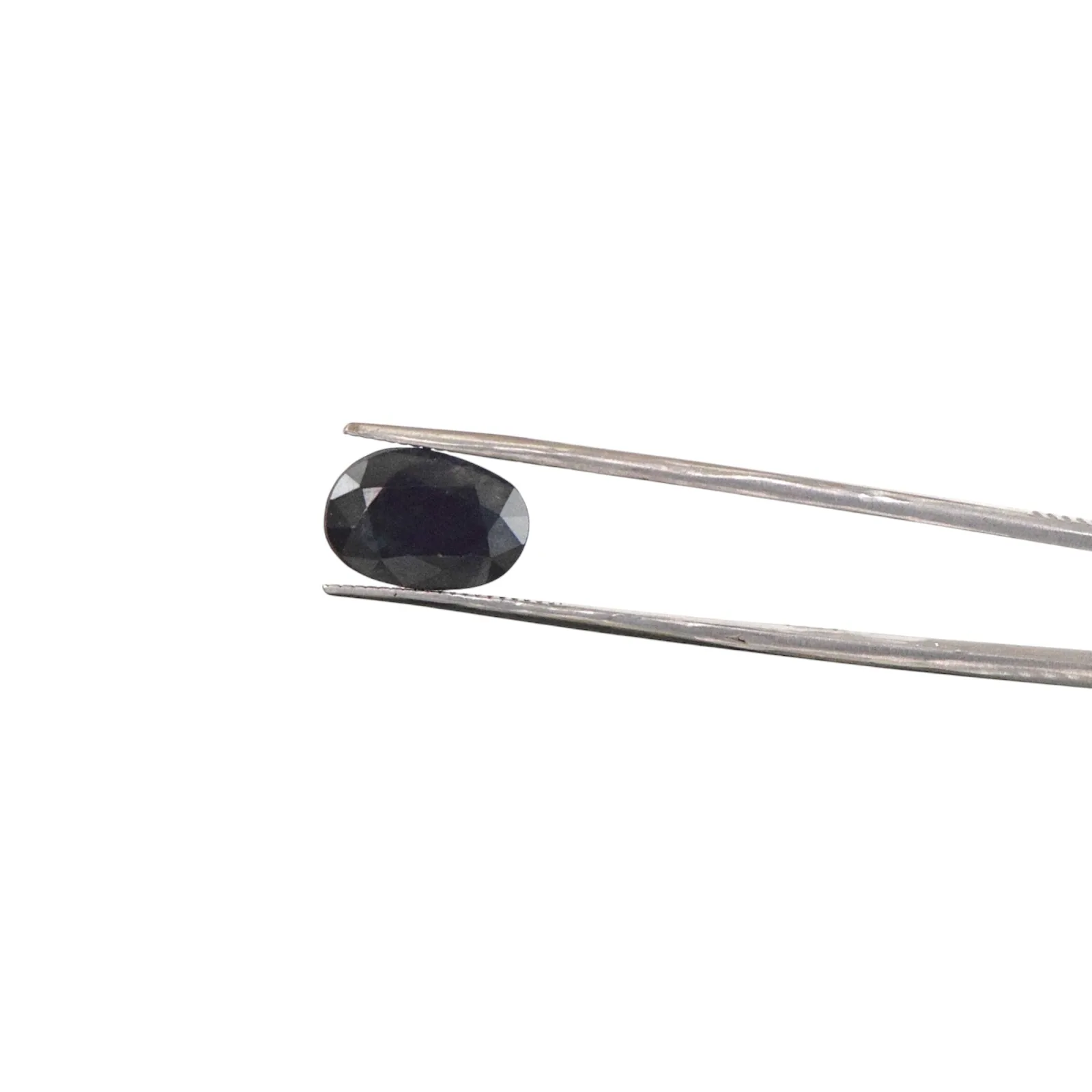 Blue Sapphire - 5.69 Carat