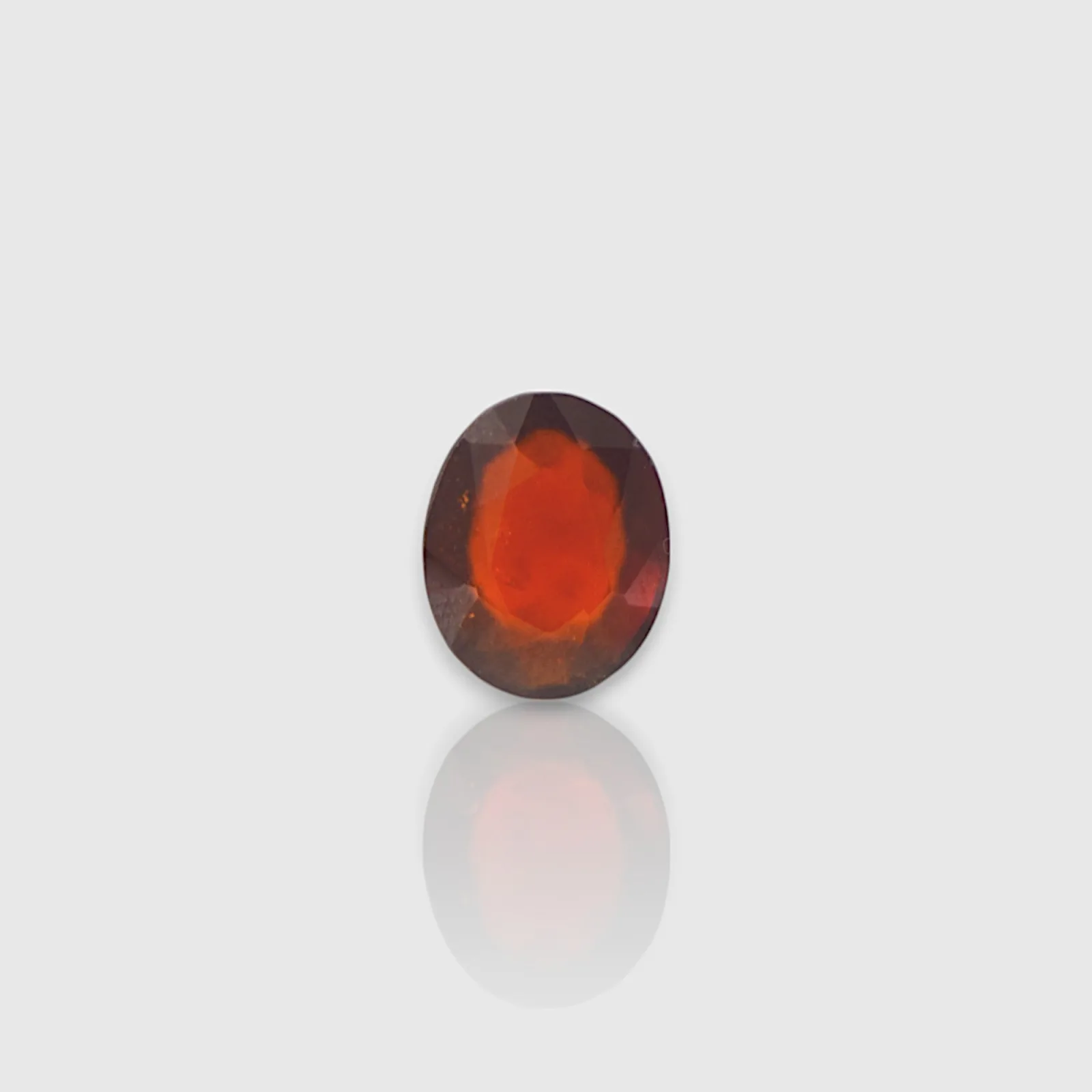 Hessonite - 6.3 Carat / AAA-Quality