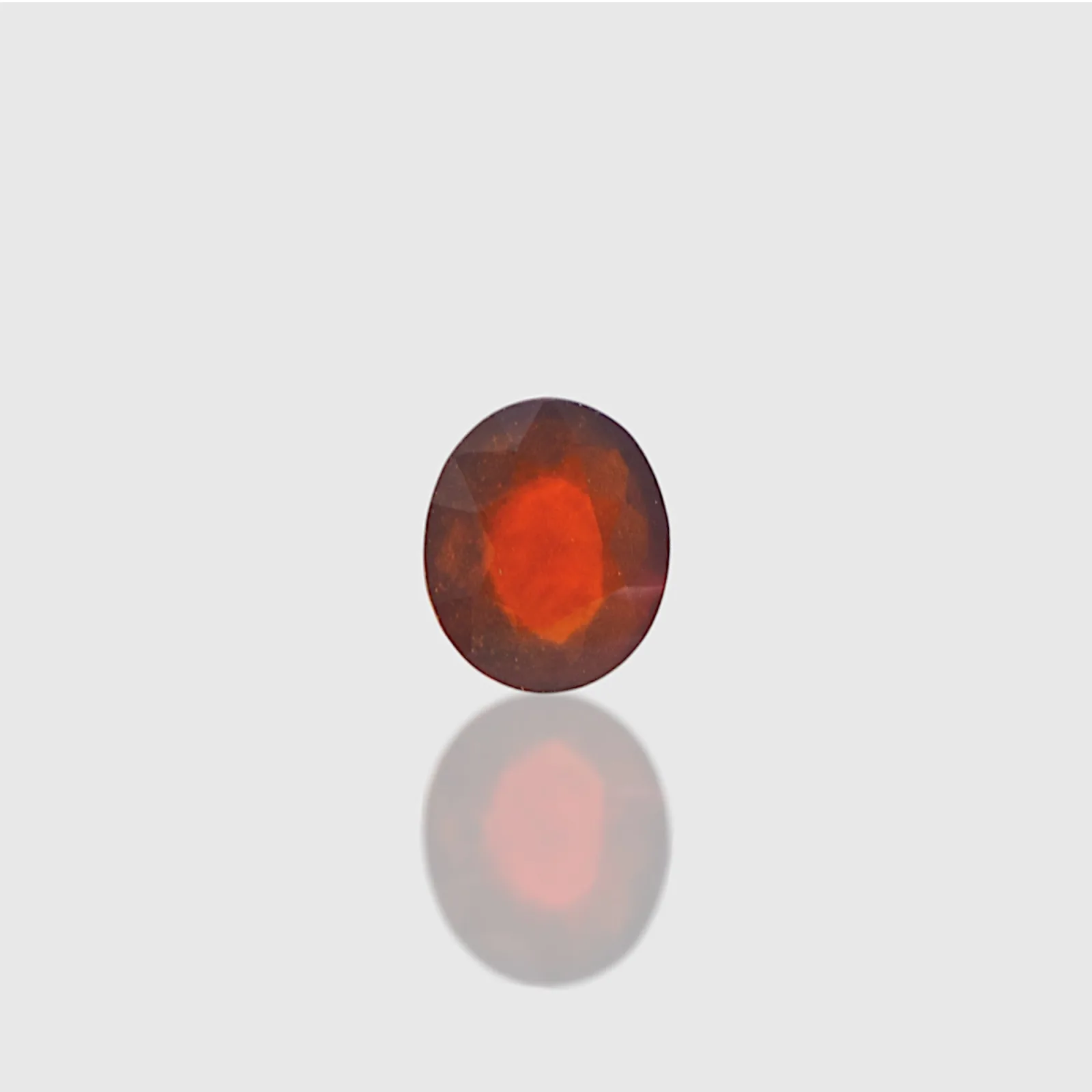 Hessonite - 5.57 Carat / AAA-Quality