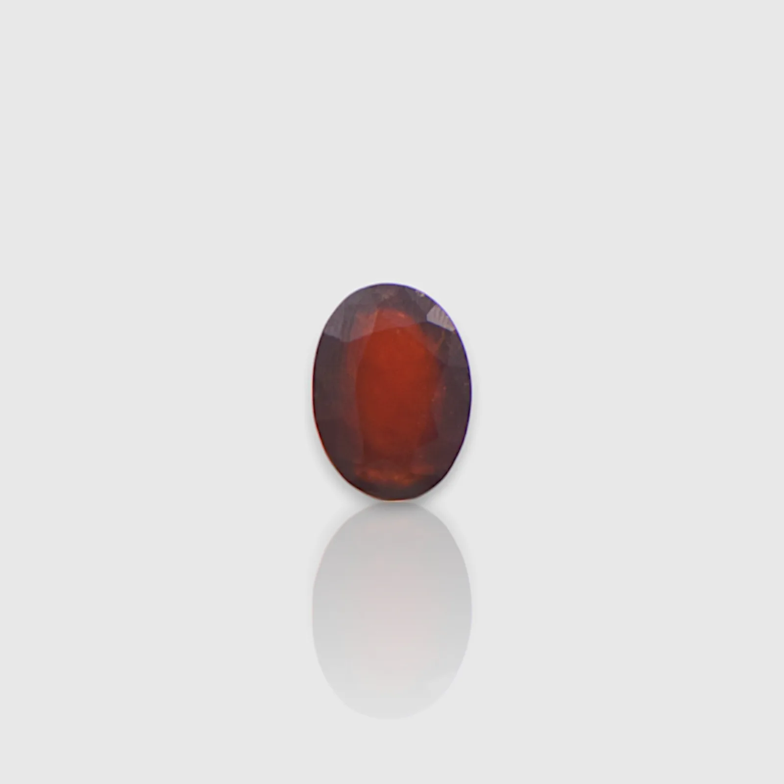 Hessonite - 12.33 Carat / AA-Quality