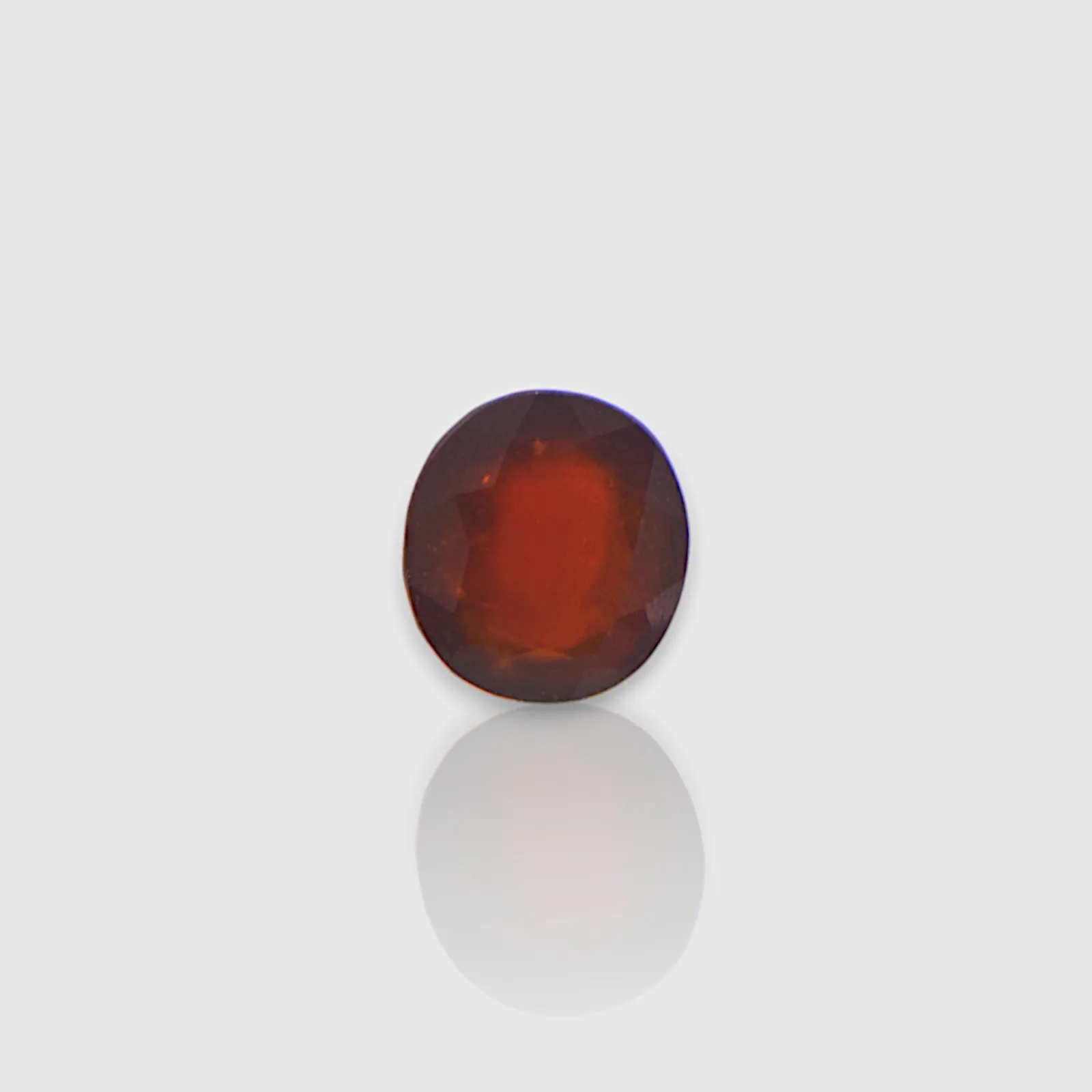 Hessonite - 12.99 Carat / AA-Quality