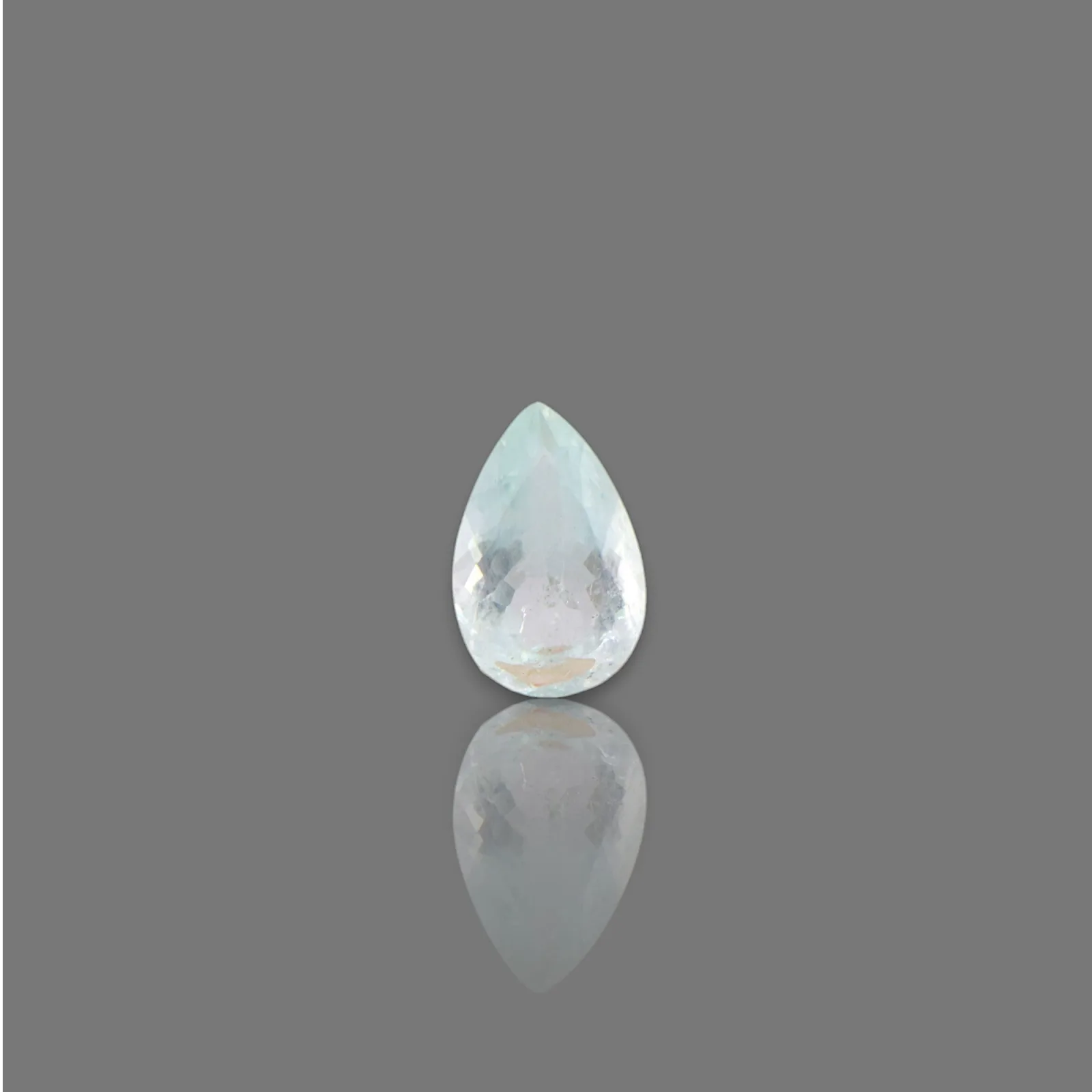 Aquamarine - 6.49 Carat