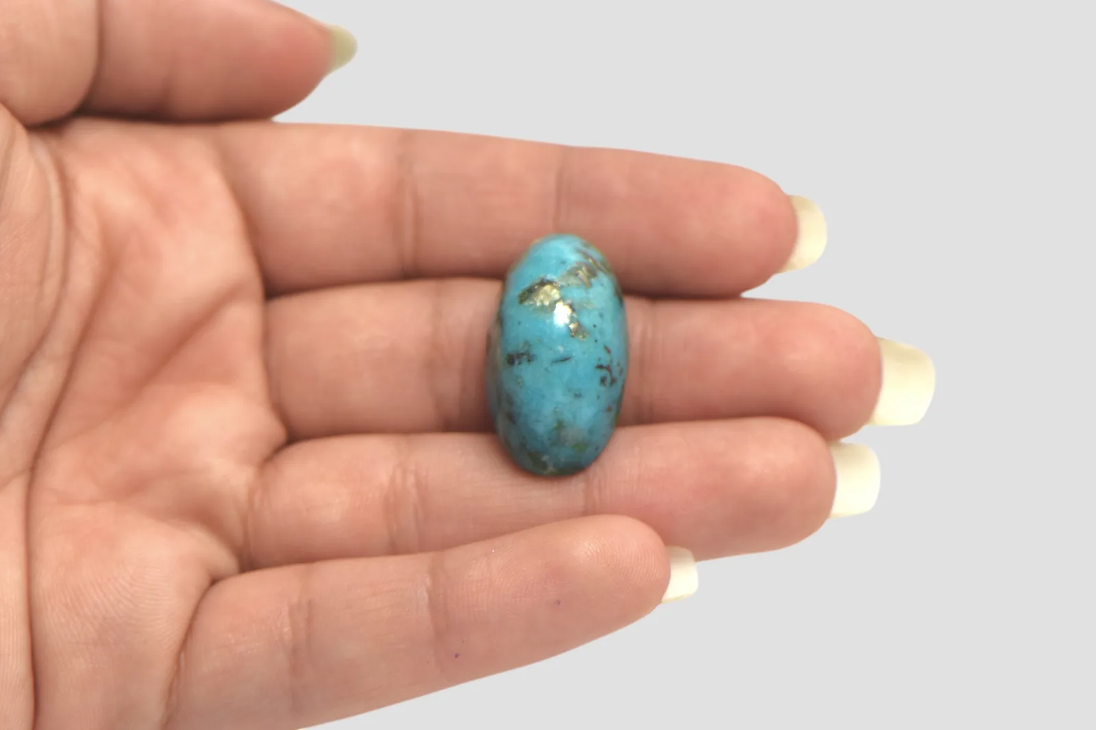 Irani Turquoise - 30.3 Carat / AA-Quality