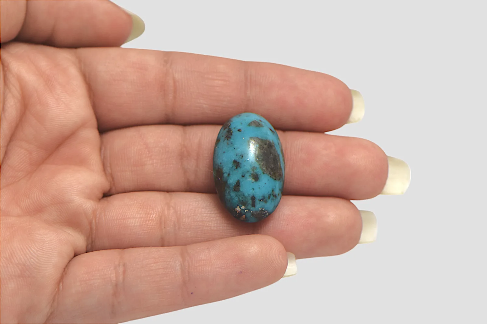 Irani Turquoise - 25.98 Carat / AAA-Quality