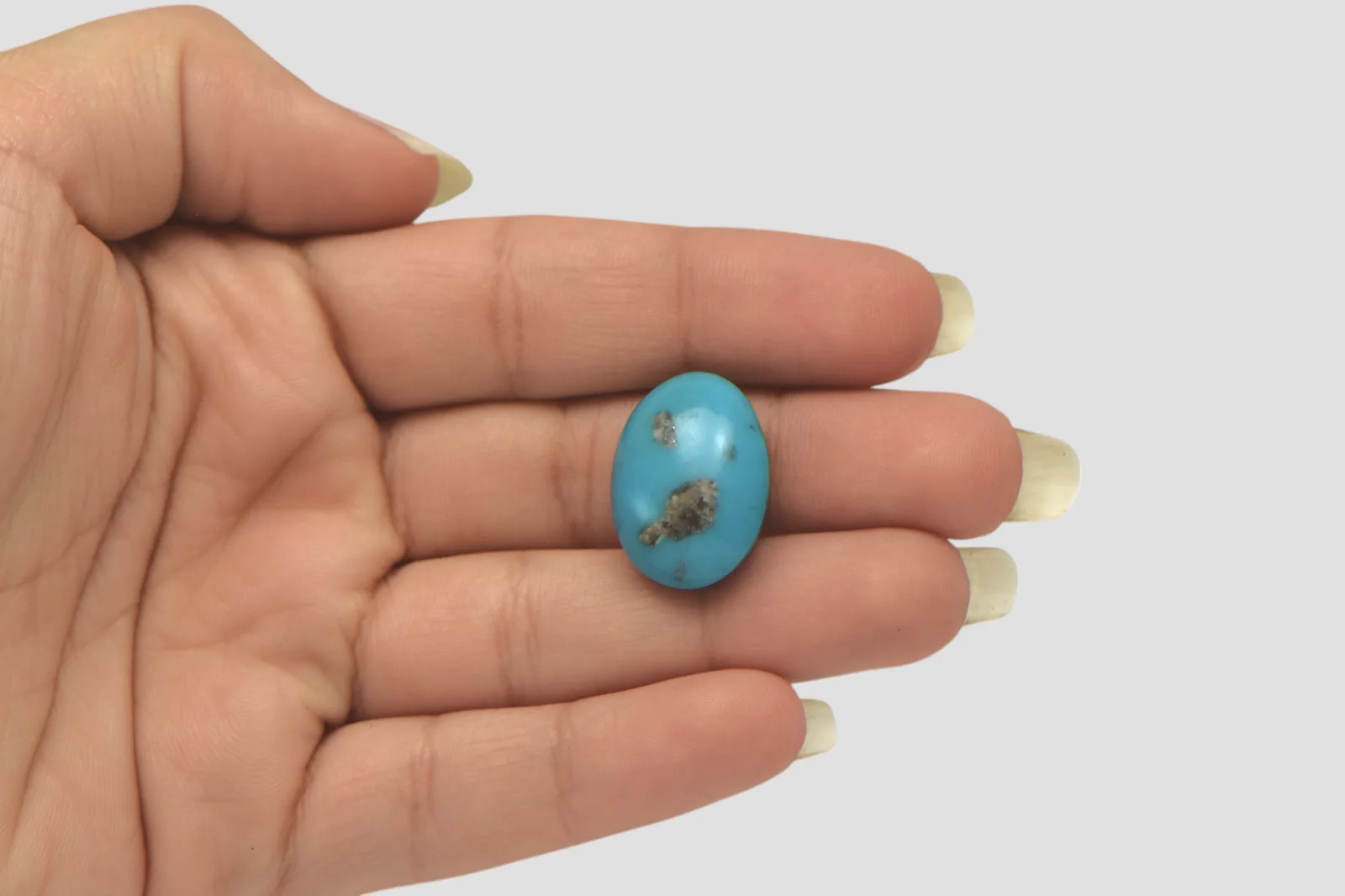 Irani Turquoise - 14.75 Carat / AAA-Quality