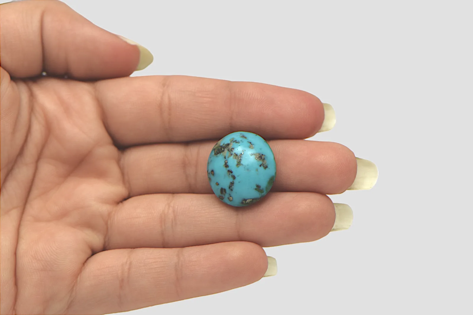 Irani Turquoise - 19.61 Carat / AAA-Quality