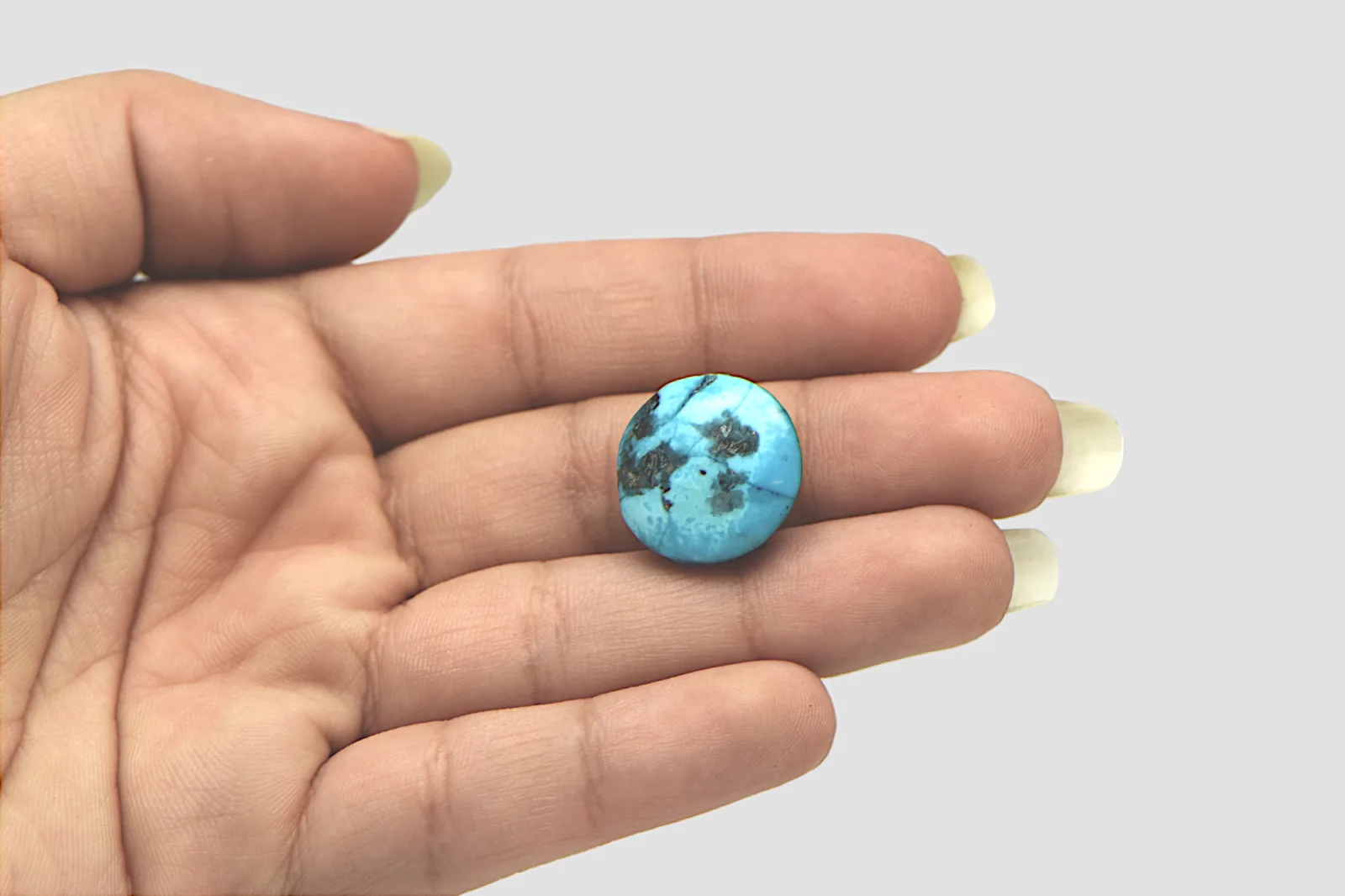 Irani Turquoise - 18.25 Carat / AAA-Quality